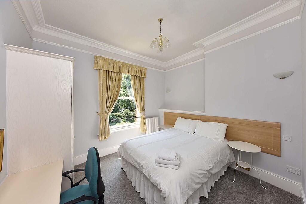 Apartment in Warrington - View 5