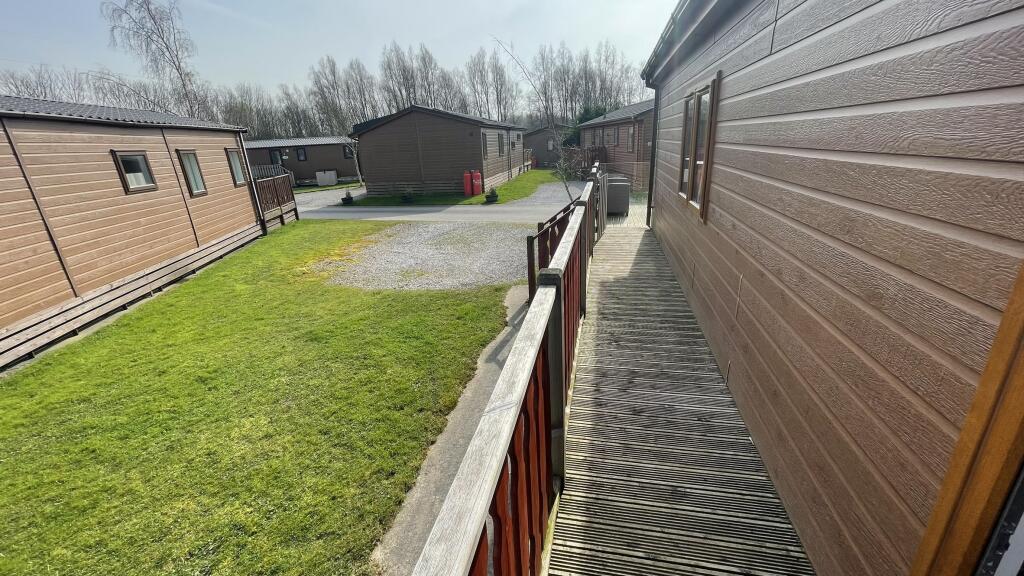 21 Sherwood, South Lakeland Leisure Village, Carnforth LA6 1BH photo 5