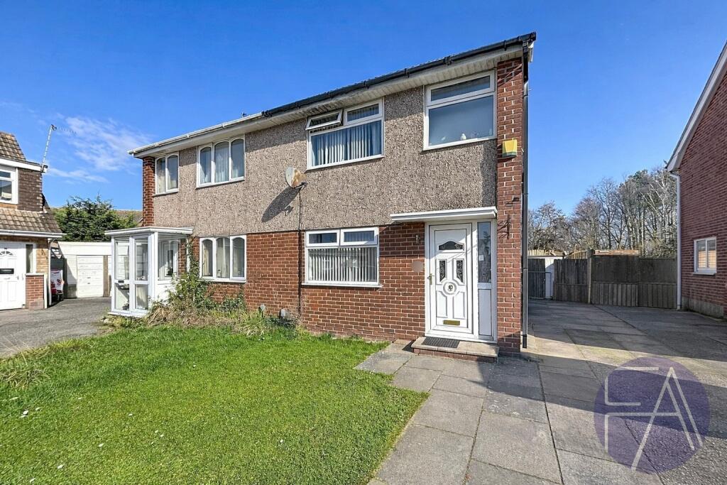 3-bed semi-detached on Catterick Fold, Southport, Merseyside, PR8 5PD, £190,000