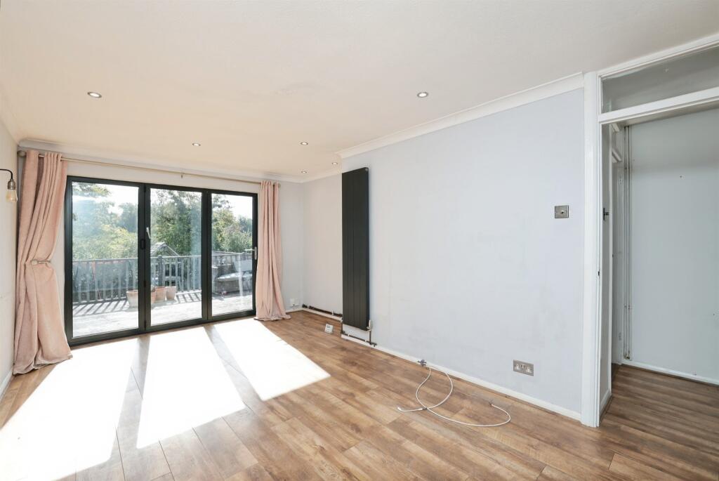 Taylors Road, Chesham photo 3