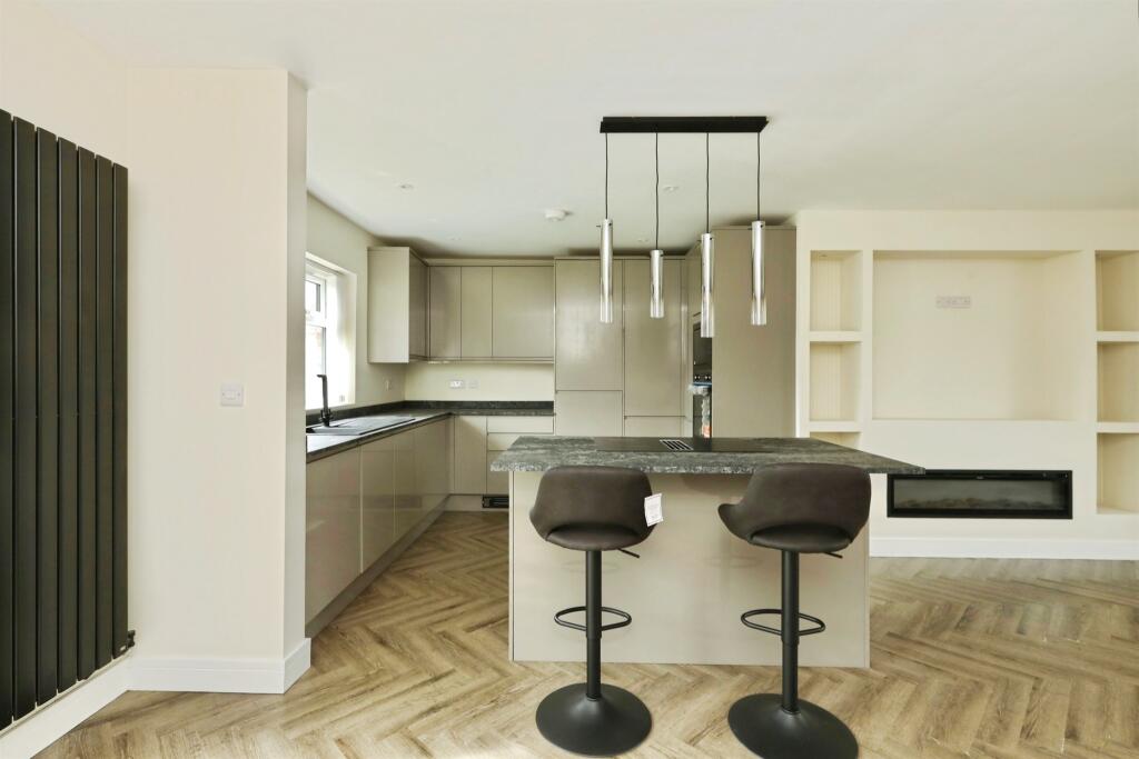 House in Doncaster, Styrrup - More