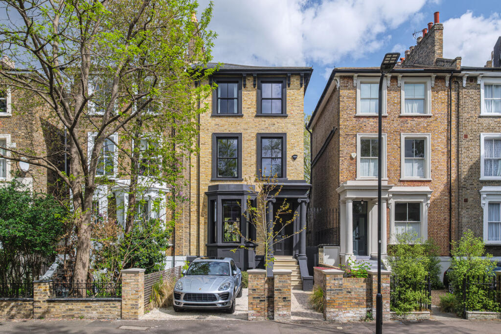 Main image of property: Navarino Road, London, E8