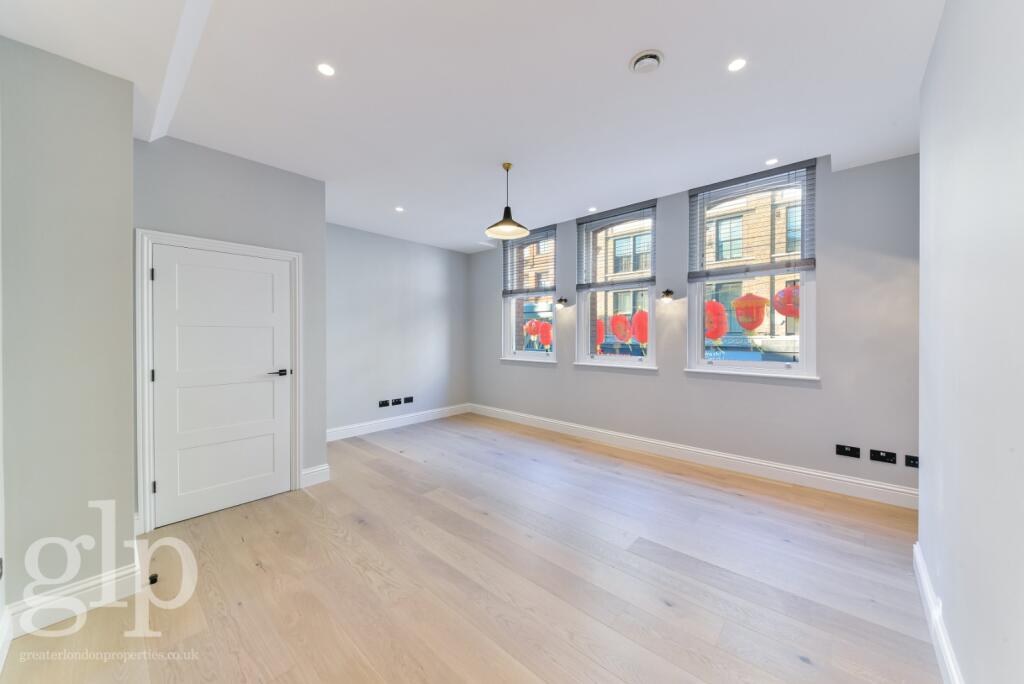 Apartment in London, Chinatown - View 5