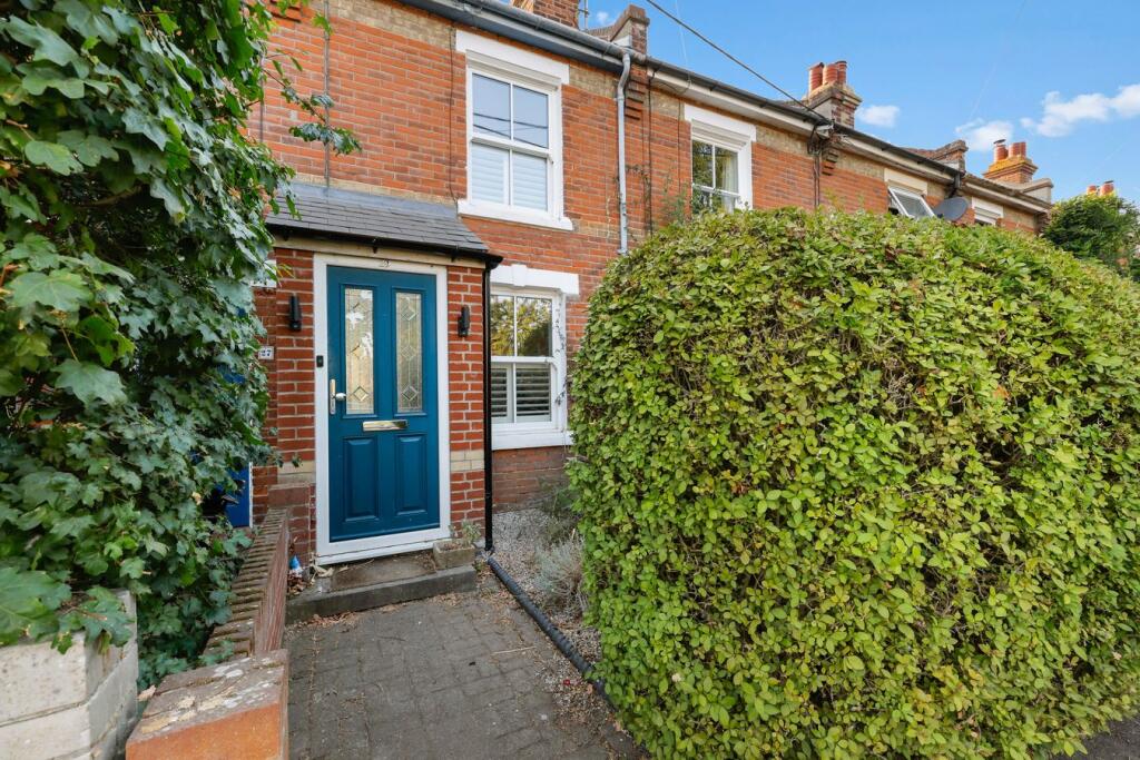 Main image of property: Manor Road, Wivenhoe, Colchester, CO7