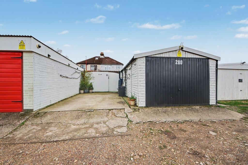 Bursledon Road, Sholing, SO19 photo 4