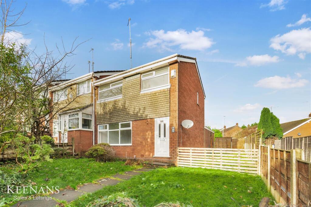 3-bed terraced on Kent Walk, Heywood, £170,000