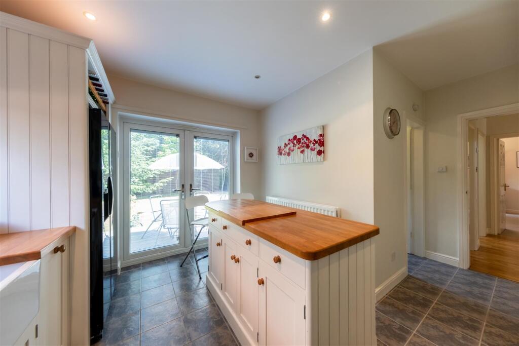Monarch Drive, Northwich photo 4