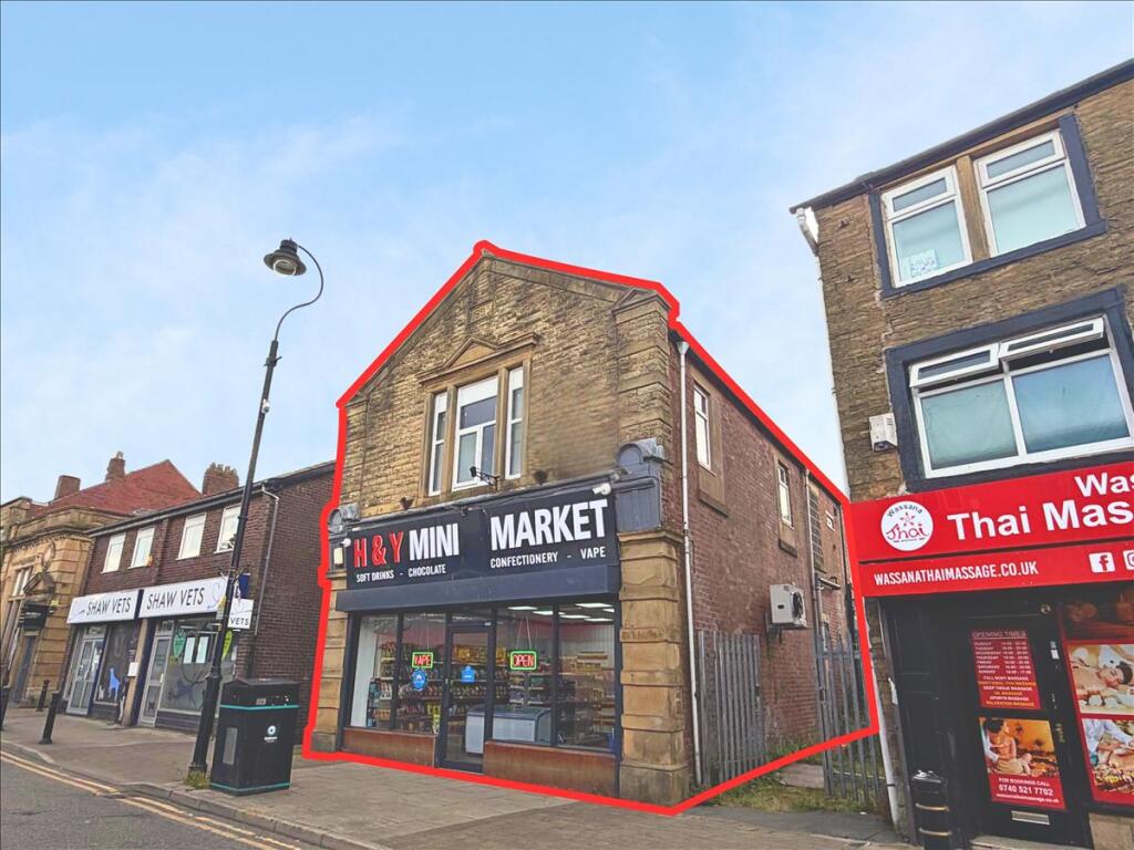 Main image of property: 18 Market Street, Shaw, Oldham, Greater Manchester, OL2