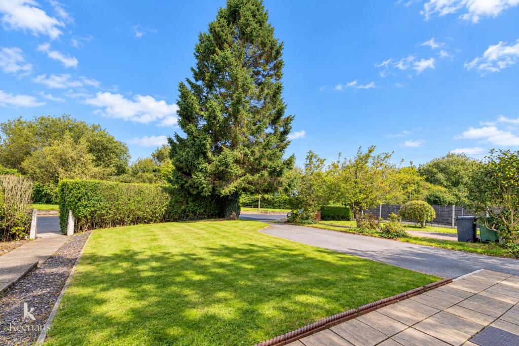 Plumpton Drive, Bury photo 3