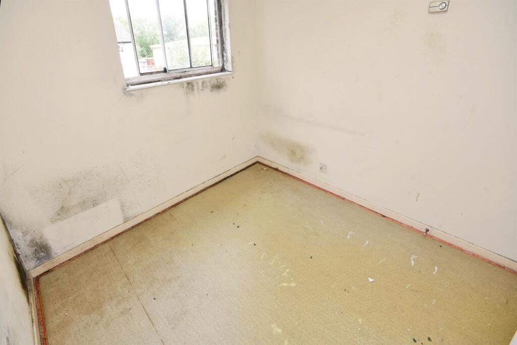 Apartment in Braintree, Essex - View 5