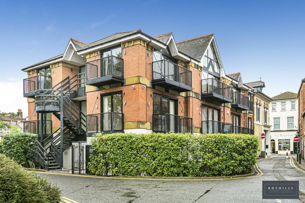 Main image of property: The Bourne, Chertsey, Surrey, KT16