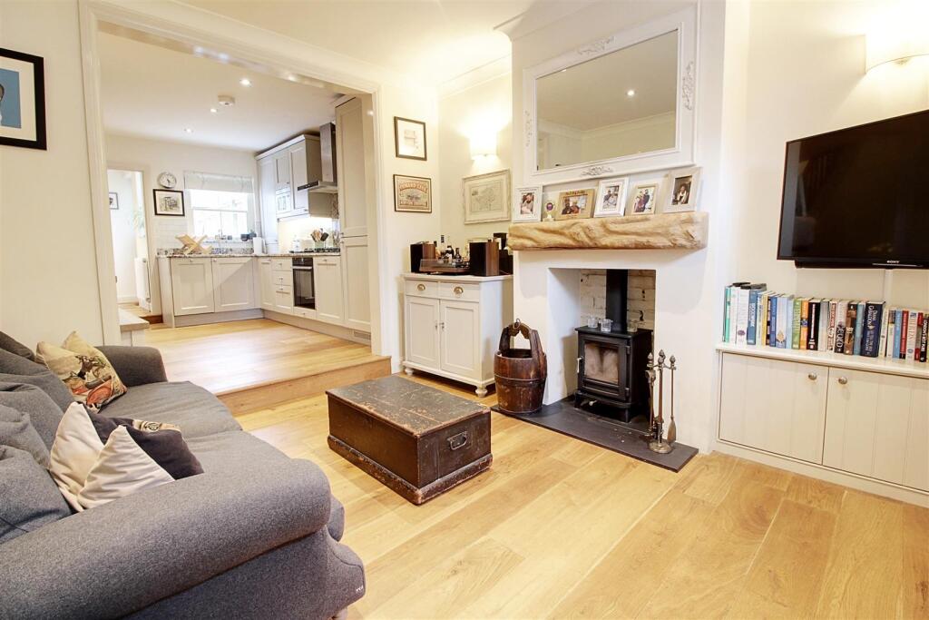 House in Dacorum, Berkhamsted - View 2