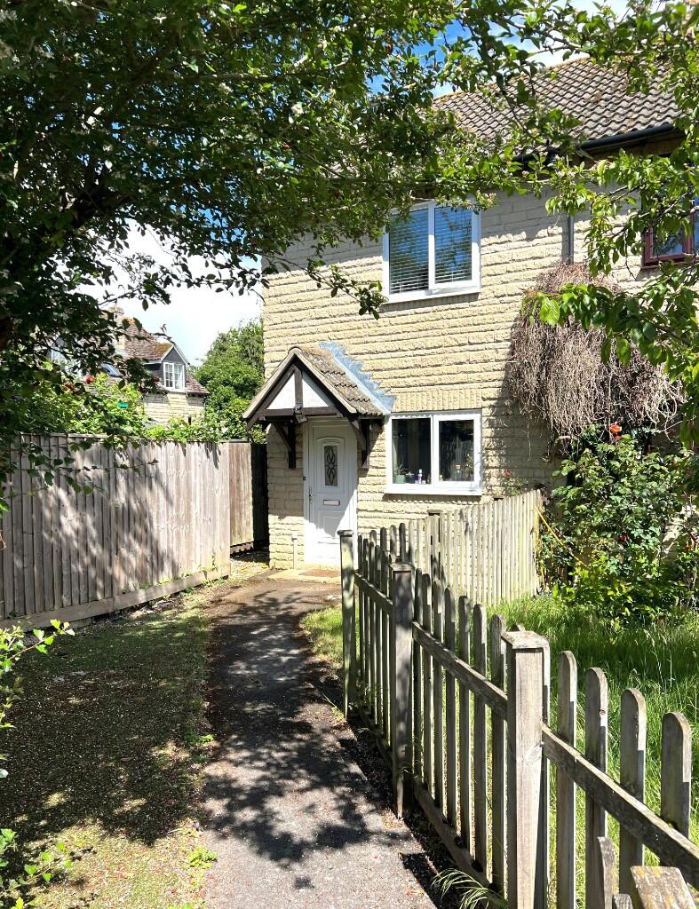 Main image of property: Willowbrook, OX29