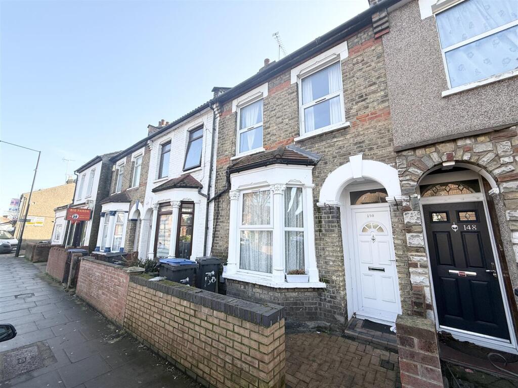 Main image of property: Town Road, Edmonton, N9