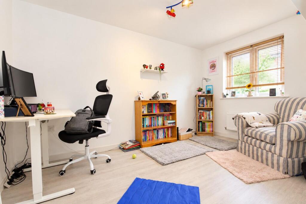 House in Portsmouth - View 5