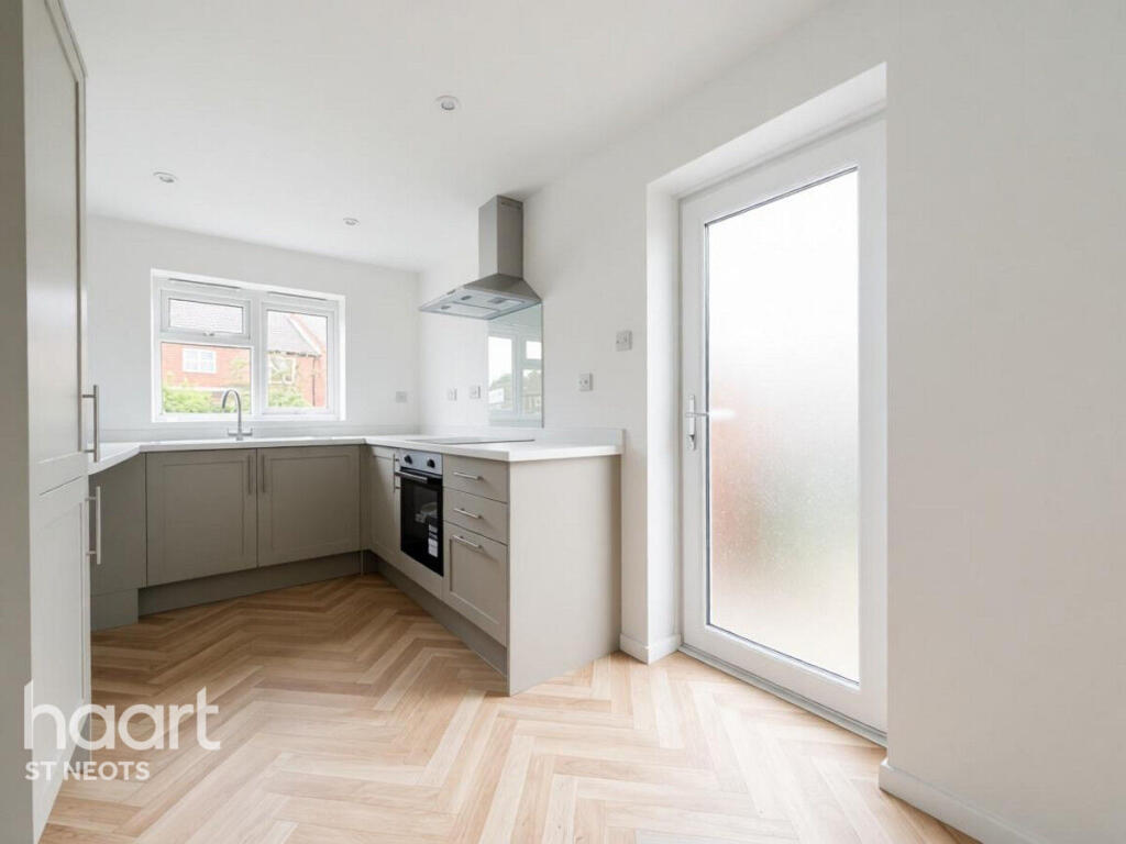 House in Huntingdonshire, Brampton - View 3