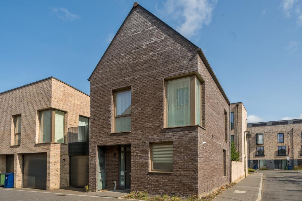 Main image of property: Barton Park, Oxford, OX3