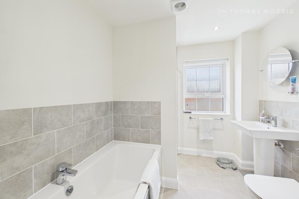 House in Cambridge, Needingworth Park, Needingworth - More