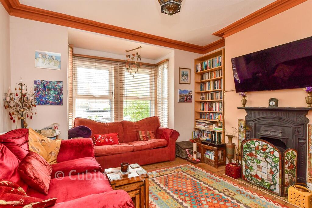 House in Brighton - View 4