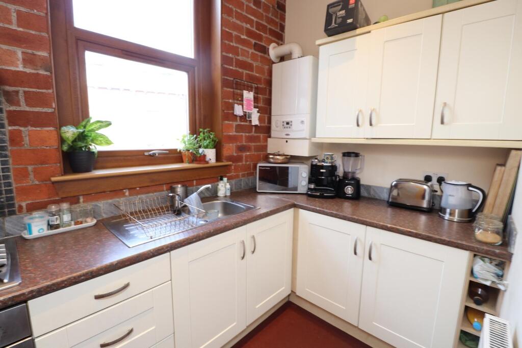 Main image of property: Paisley Grove, Leeds, West Yorkshire, LS12