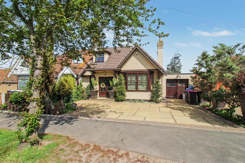 Main image of property: Carlingford Drive, Westcliff-On-Sea
