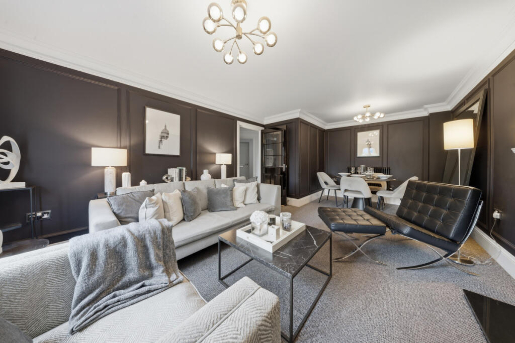 Main image of property: Village Street, Nottingham, NG12