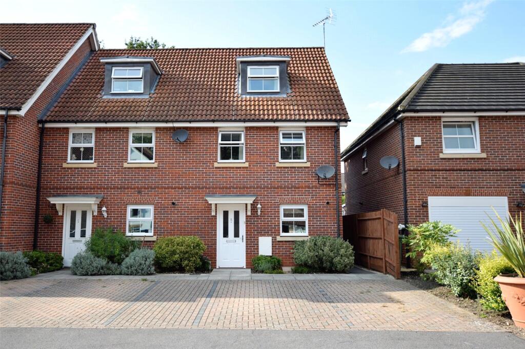Main image of property: Haskins Gardens, Farnborough, Hampshire, GU14