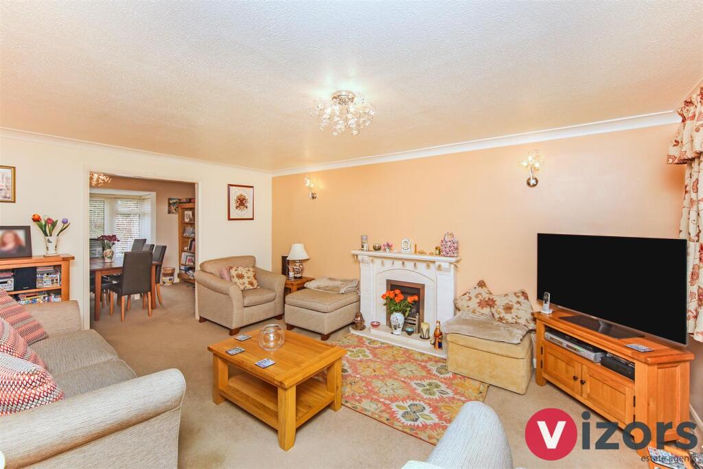 Duxford Close, Headless Cross, Redditch photo 5