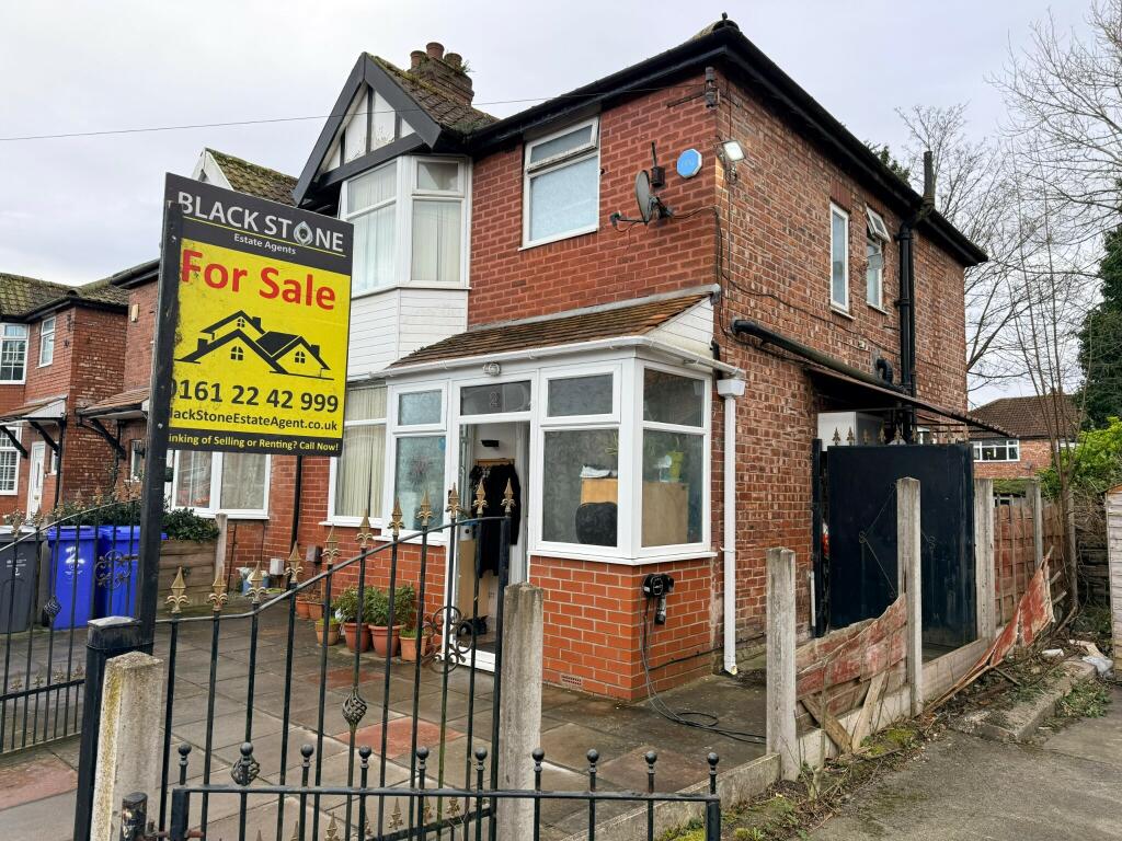 Main image of property: Skelton Grove, Longsight, M13