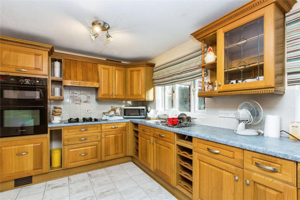 Peachtree Close, Fulwood, Preston, Lancashire, PR2 - View 2