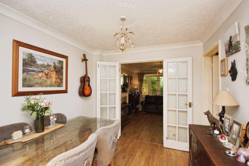 Fontwell Drive, Downend, Bristol, BS16 photo 3