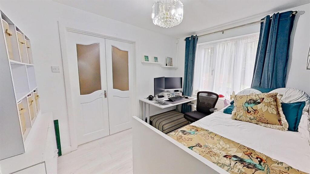 House in Cardiff, Thornhill - View 6