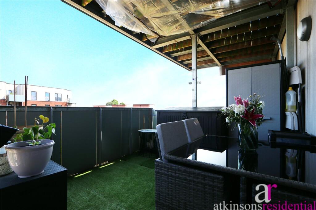 Apartment in London, Carterhatch, Southbury - View 3