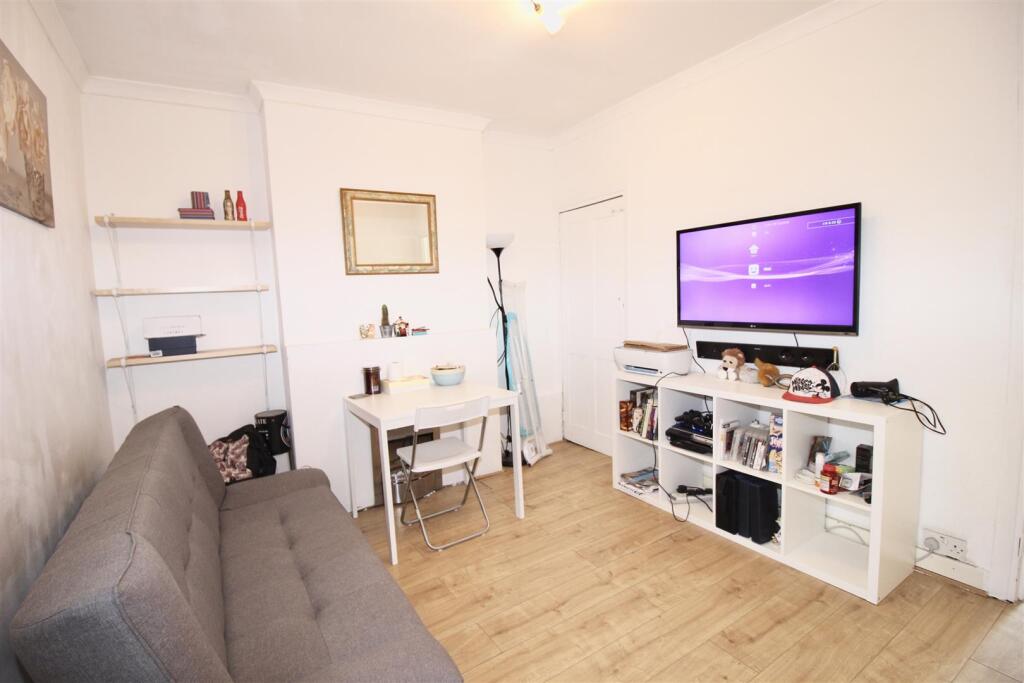 Main image of property: Fawcett Road, Croydon, CRO