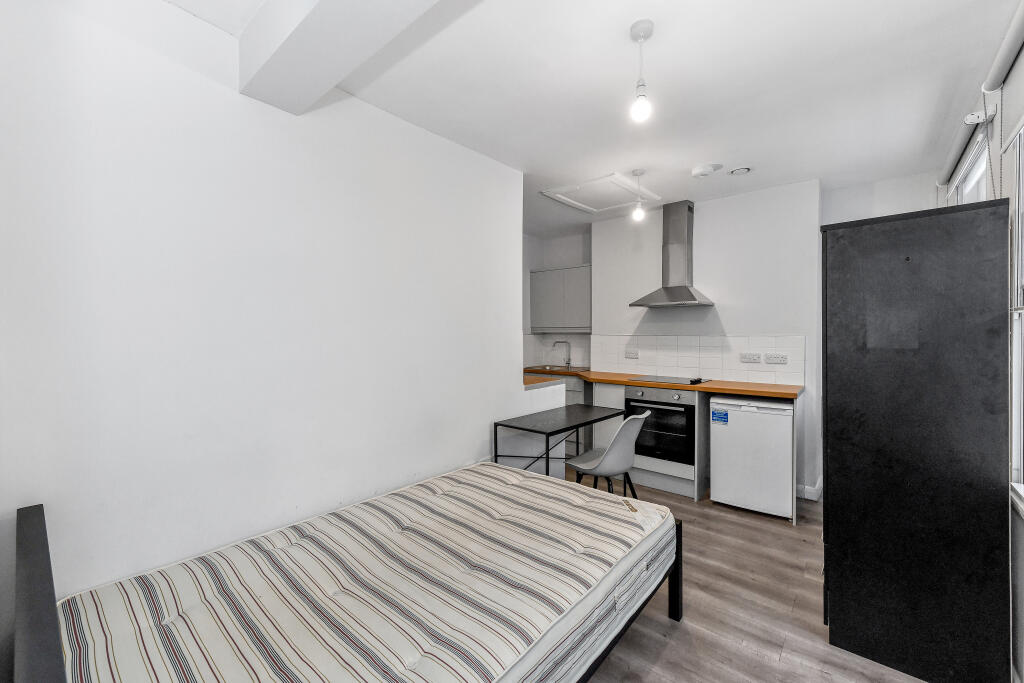 Main image of property: St Peter's Gate, Nottingham