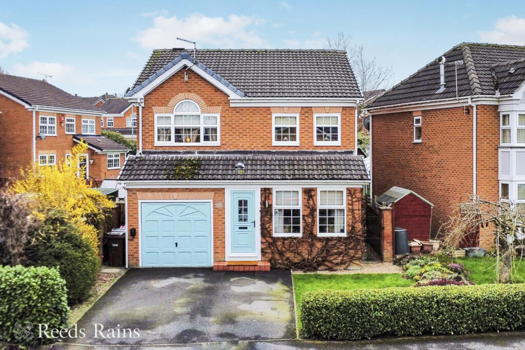 Main image of property: Parklands Avenue, Dinnington, Sheffield, South Yorkshire, S25