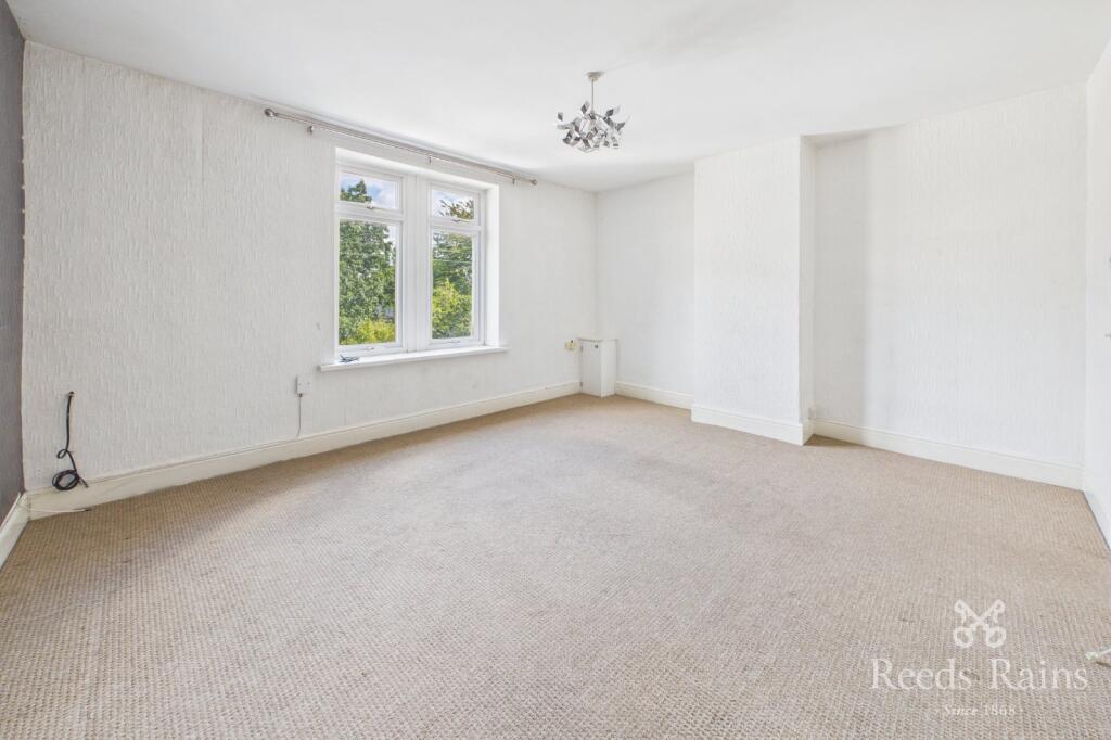 Apartment in Sheffield, Boulder Hill, Hillsborough - More