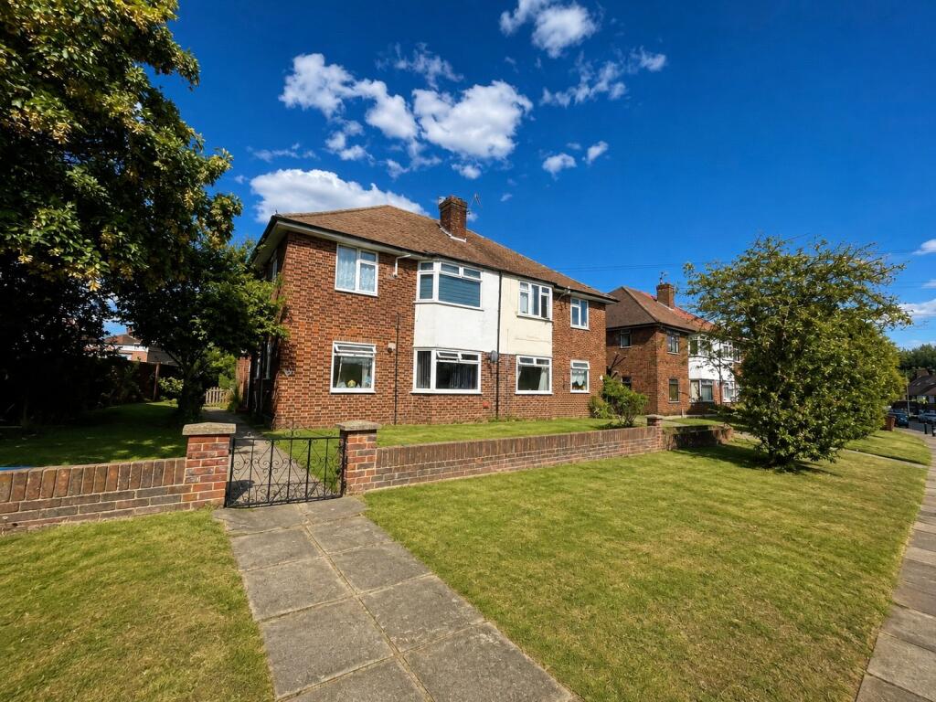 Main image of property: Bridge Road, Isleworth, Greater London, TW7