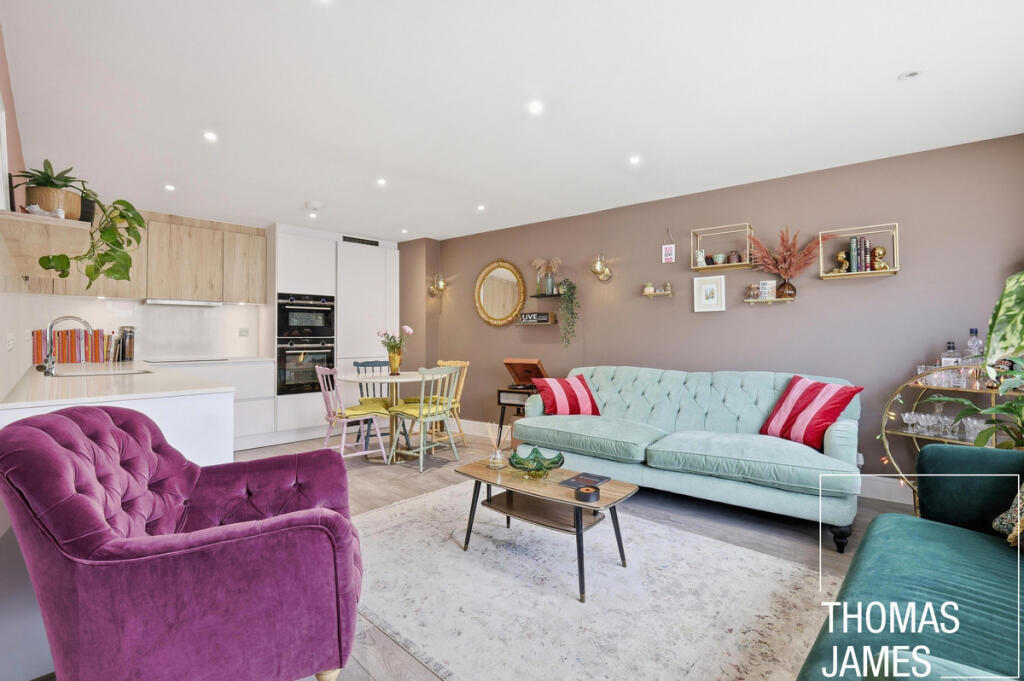 Main image of property: Kitchener Mews, Enfield, EN2