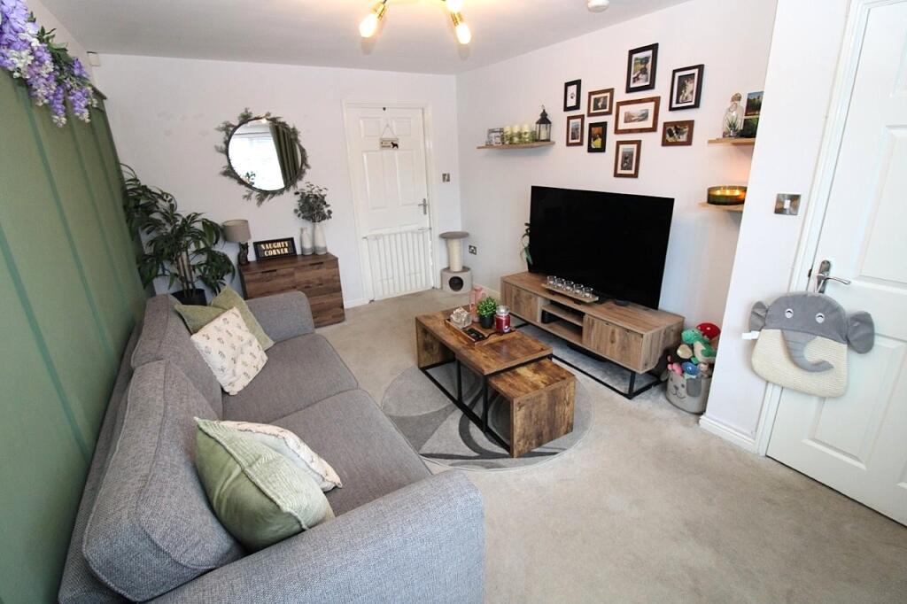Sanderson Way, Swinton, Rotherham photo 3