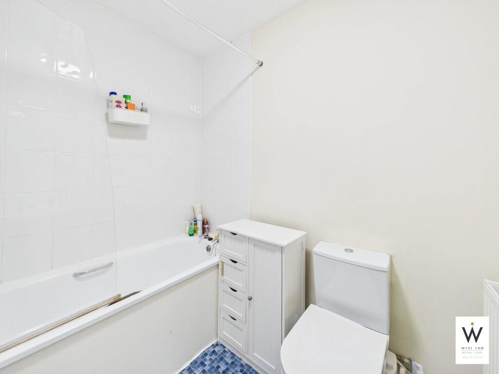 6 bedroom flat for rent