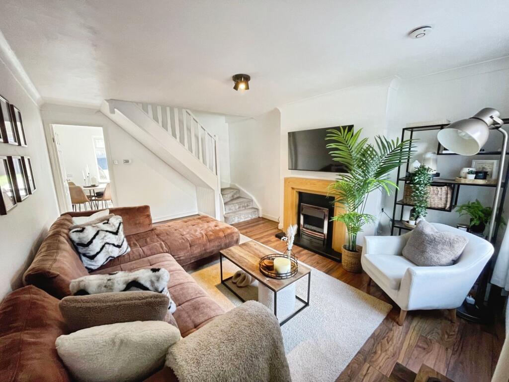 Heathfield, Basingstoke, RG22 photo 2