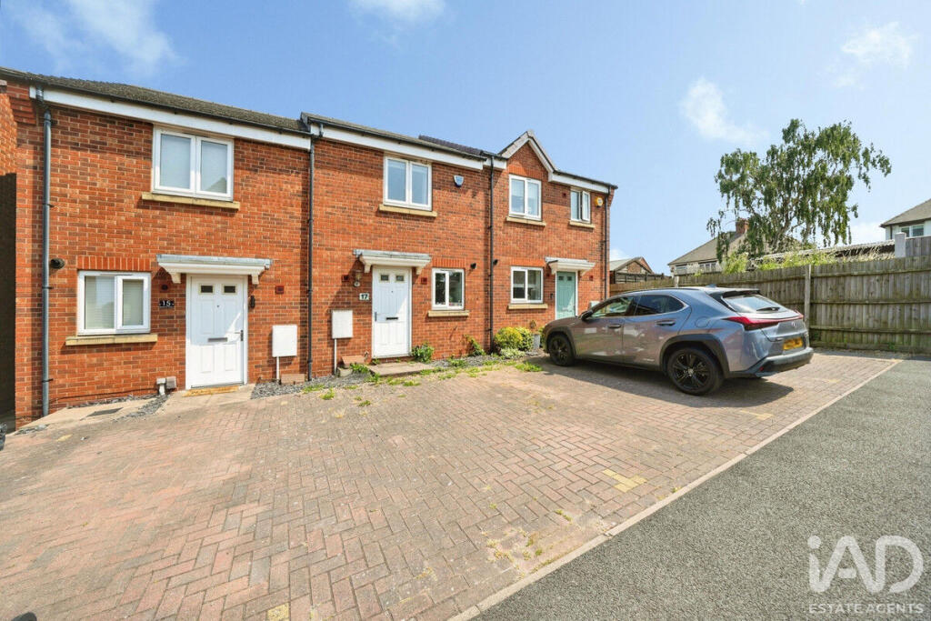 Main image of property: Bobeche Place, Kingswinford, DY6