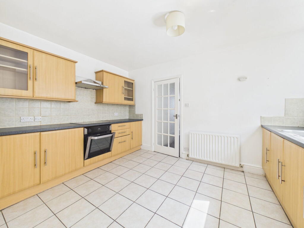 Brighton Road, Worthing, BN11 2EY - View 6