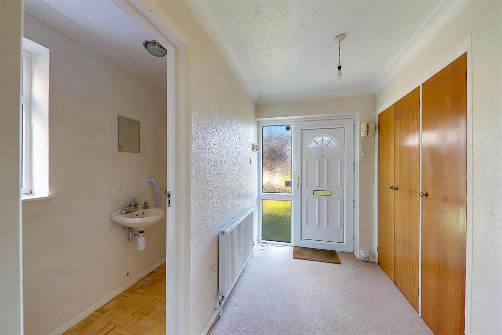 House in Worthing, West Sussex - View 4