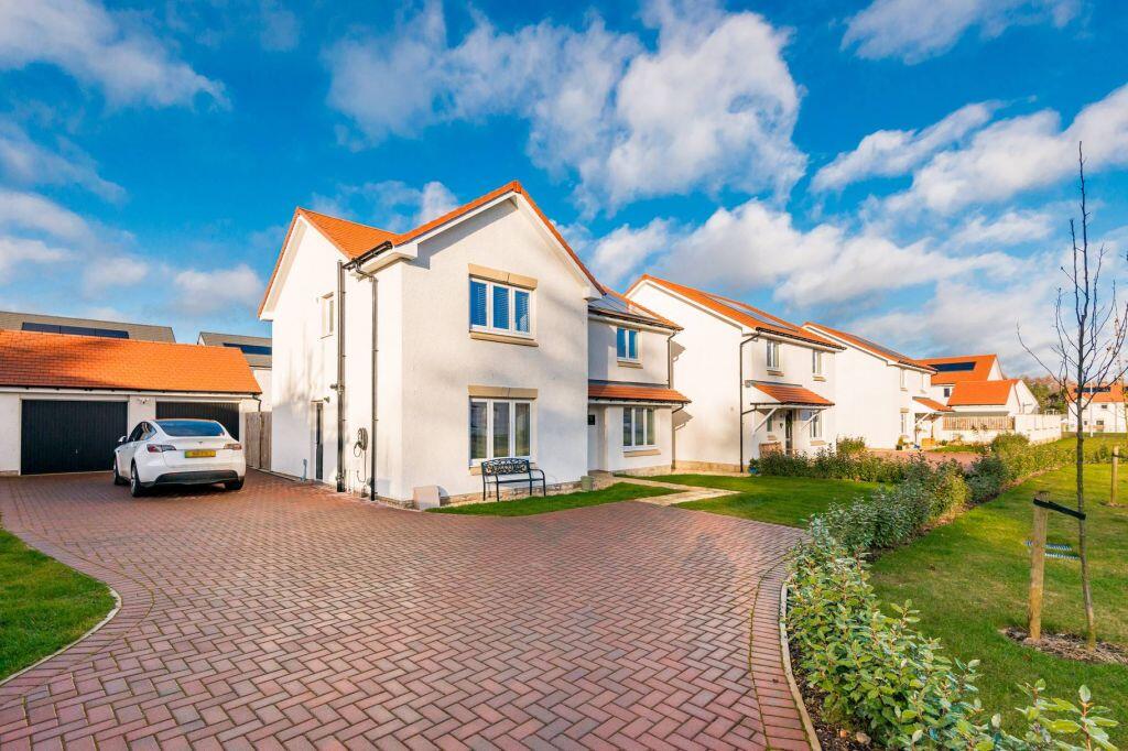 Main image of property: 9 Widnell Square, Roslin, EH25 9AZ