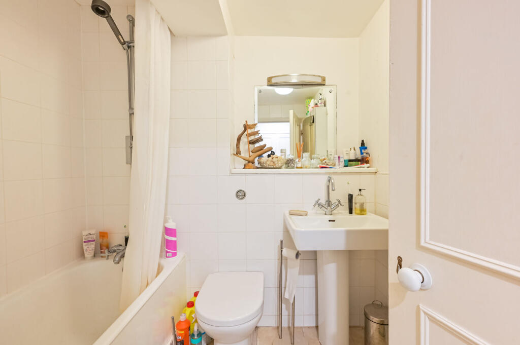 Apartment in London, Angel, Islington - More