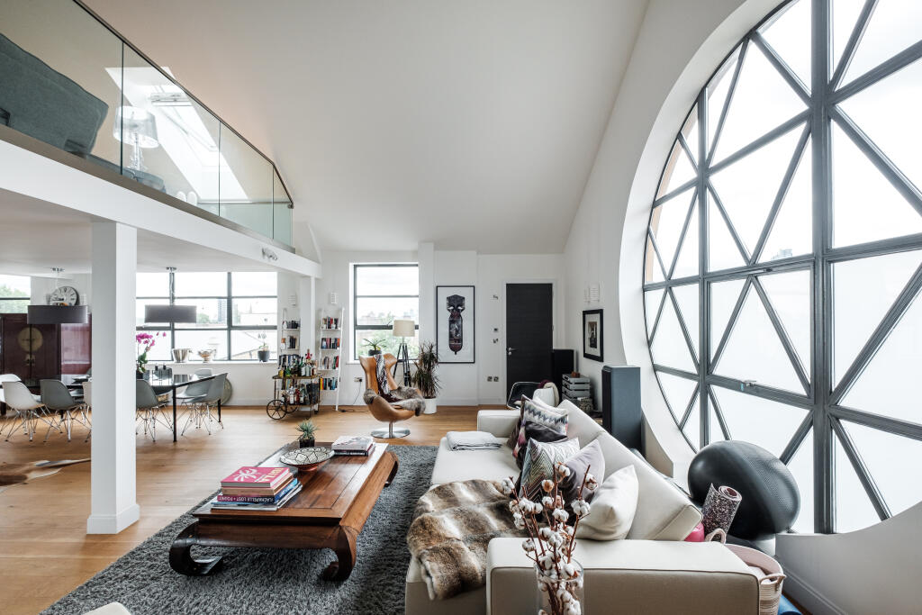 Main image of property: Windsor Street, London, N1