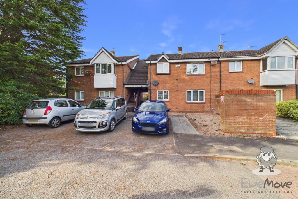 1-bed flat on Hope Close, St. Helens, Merseyside, WA10, £70,000