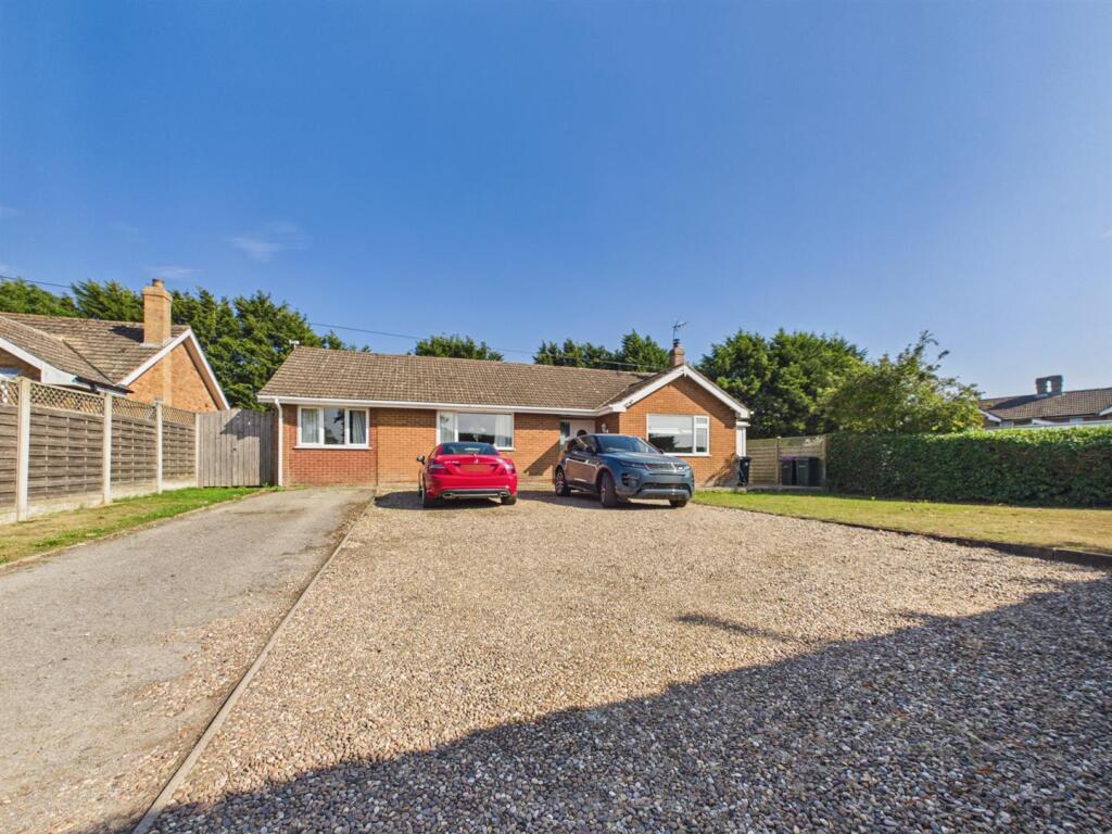 House in Alford, Saleby